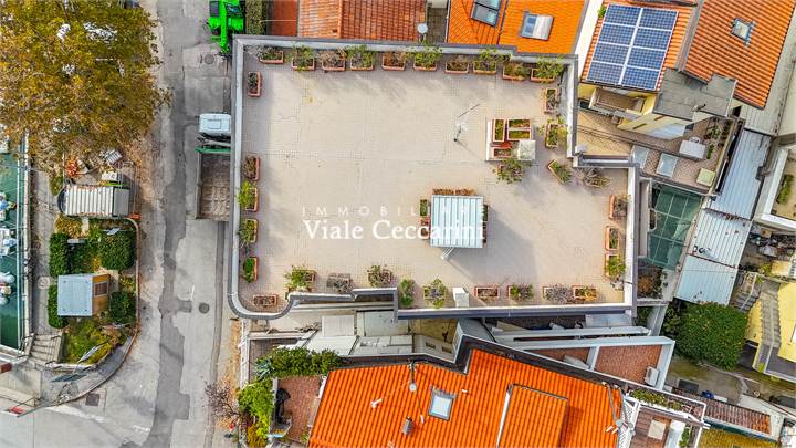 Imperdibile attico con solarium vista mare