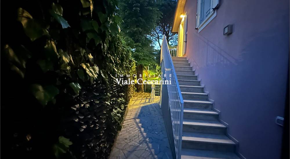 Scala privata di accesso in notturna